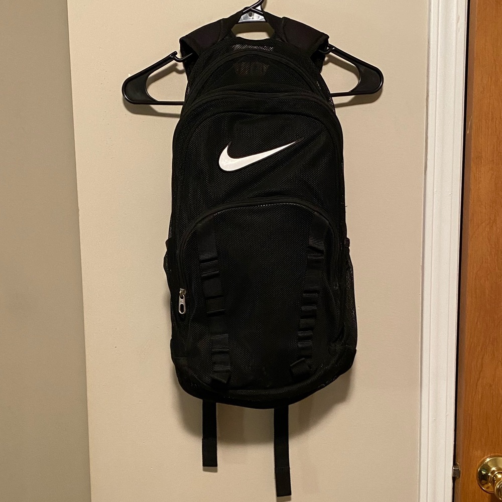 Black nike backpack